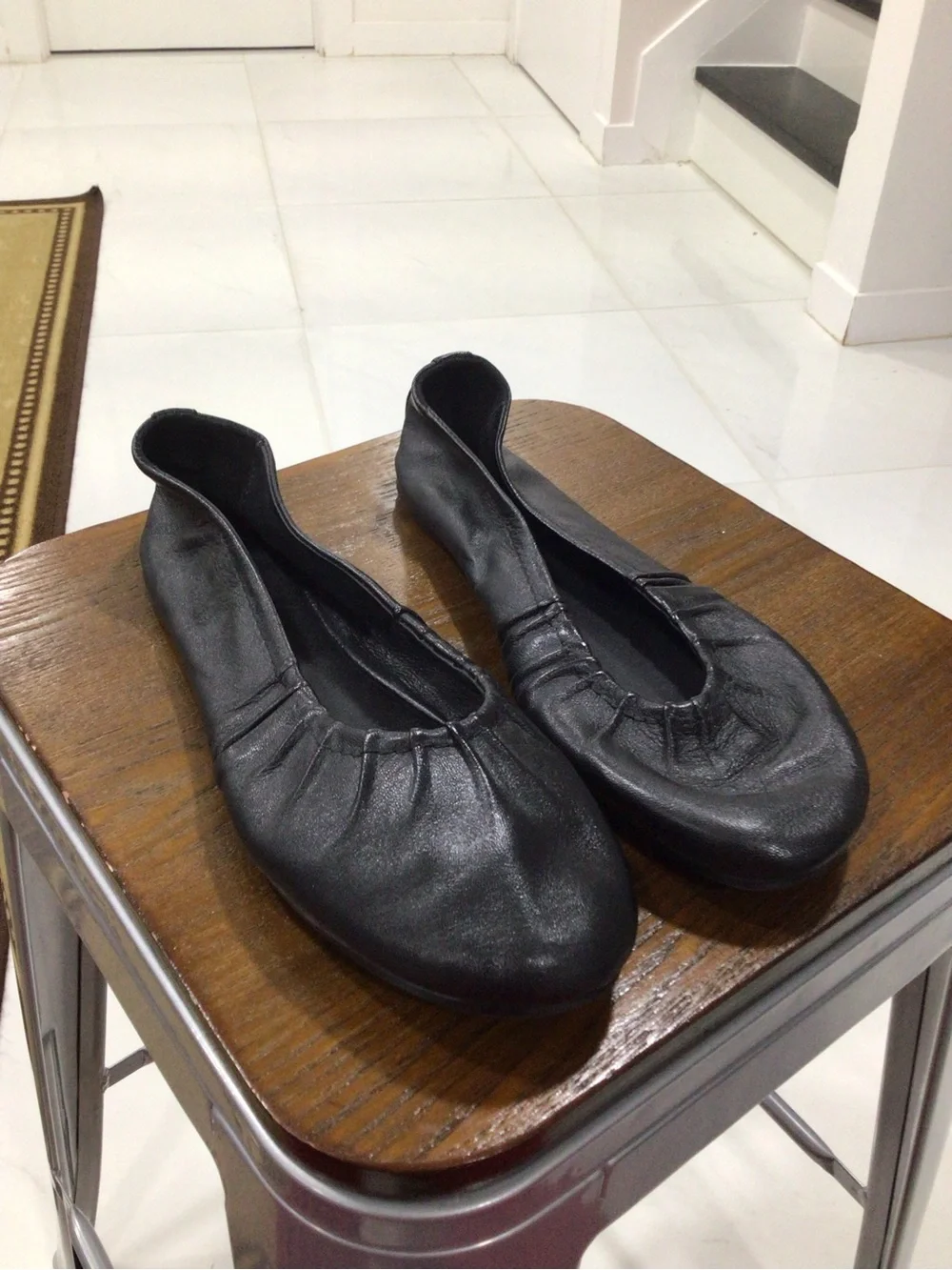 Zara Black Leather Ballet Flats